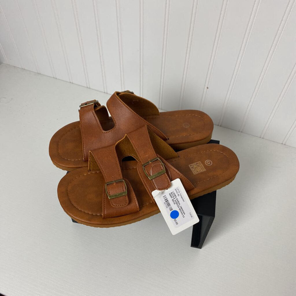 BUCKLE SANDLES
