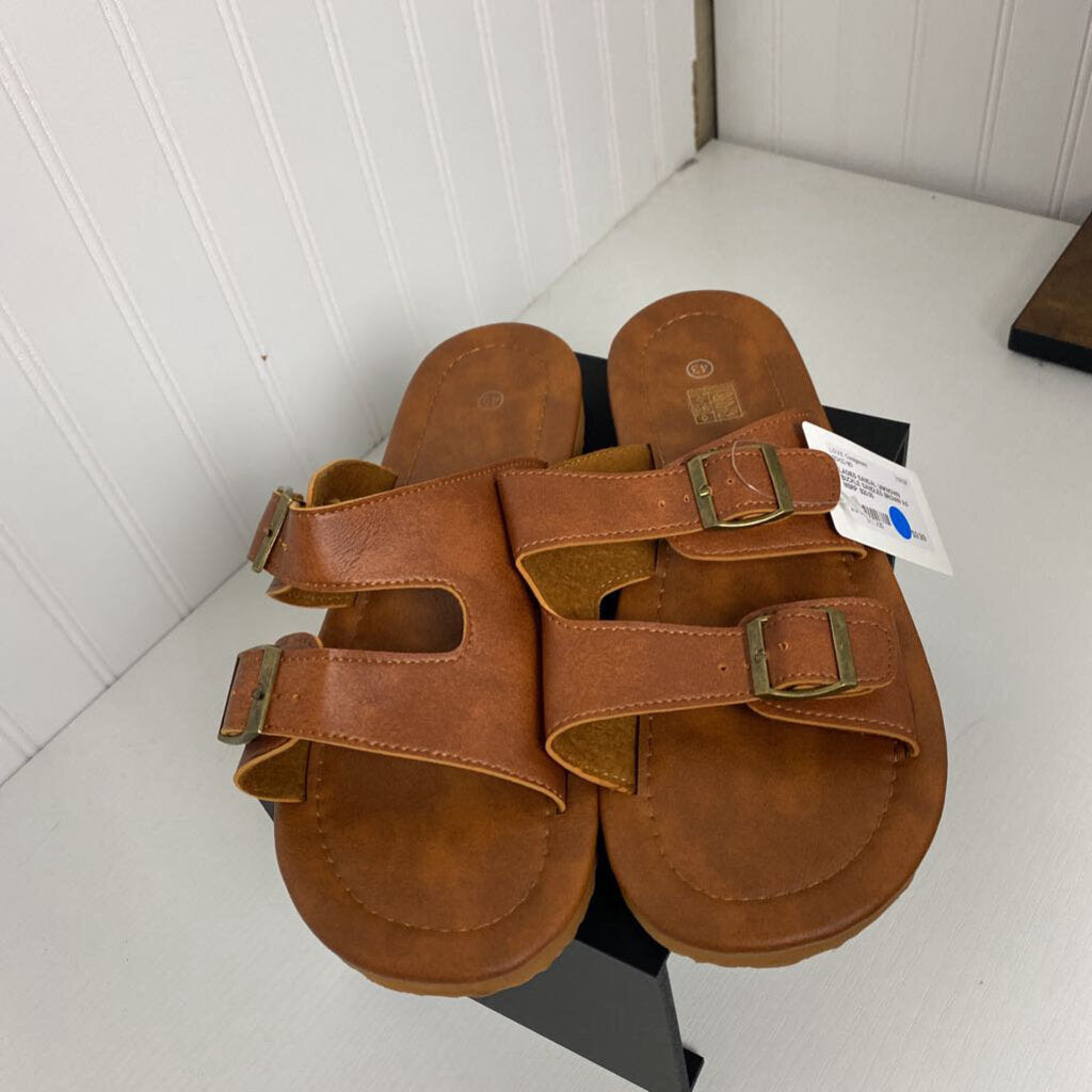 BUCKLE SANDLES