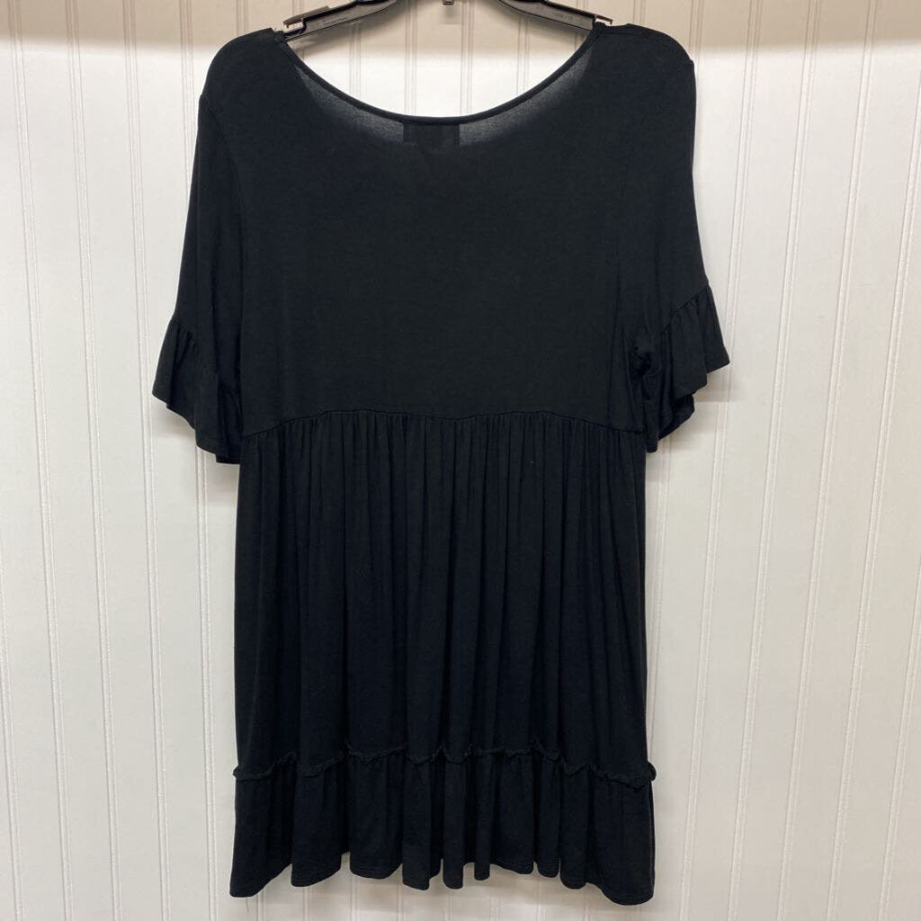 SHORT SLEEVE TOP