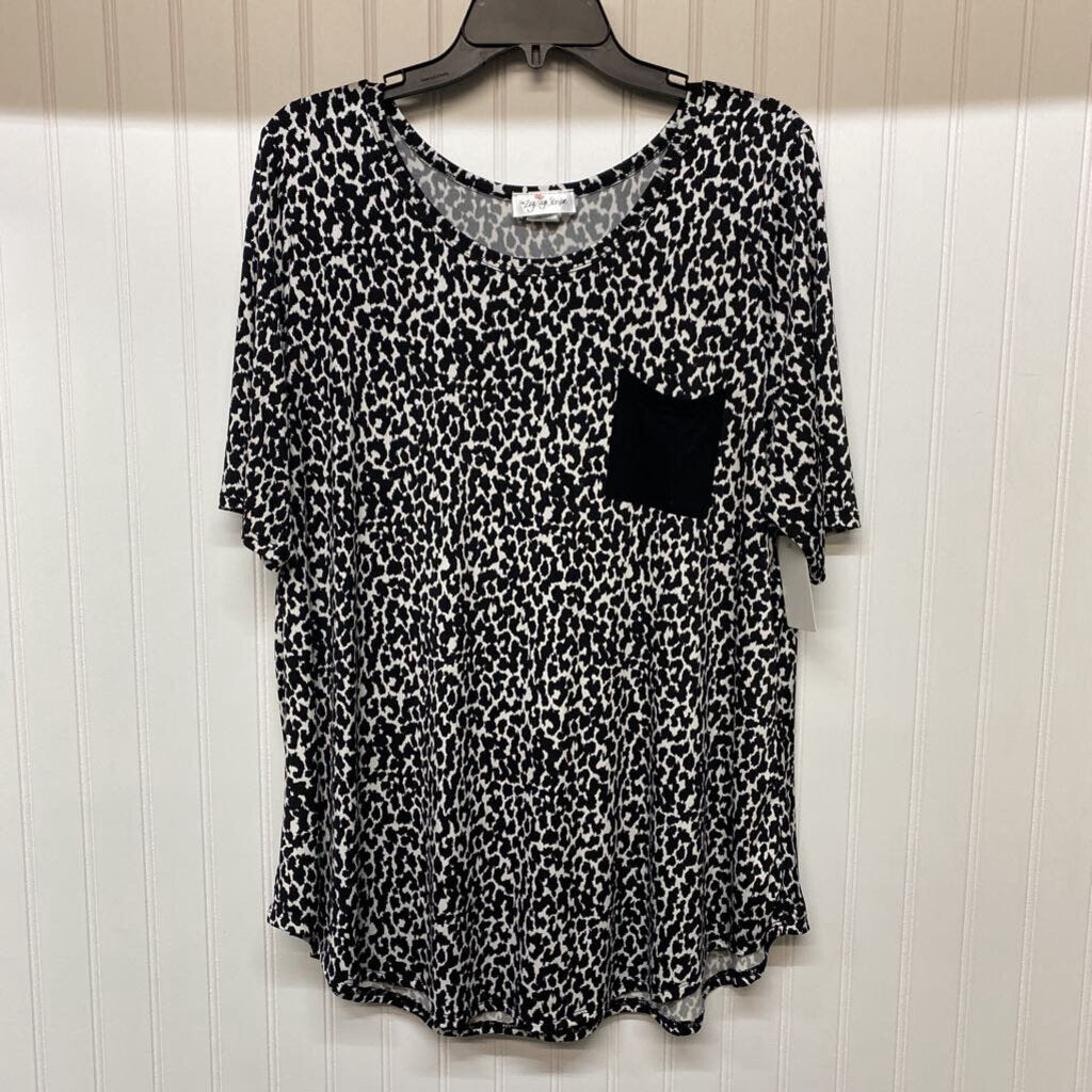 SHORT SLEEVE TOP