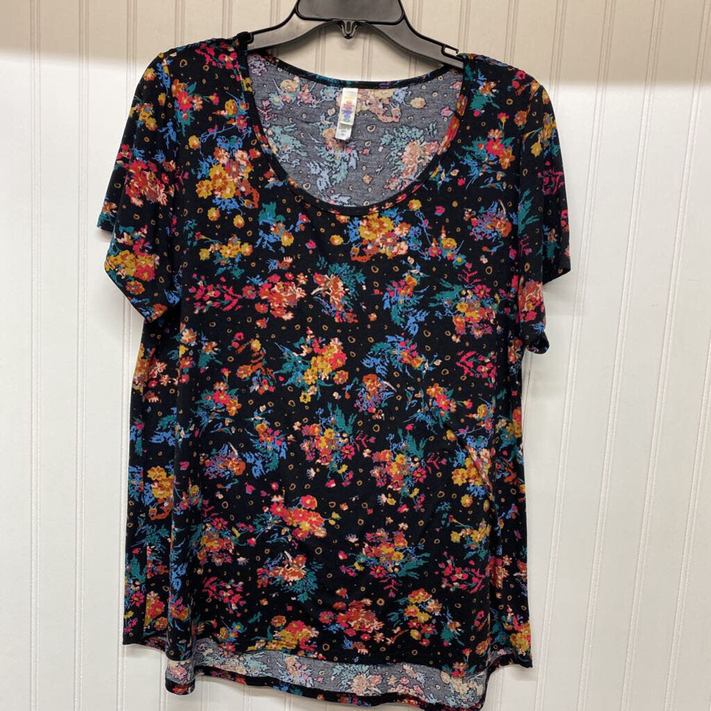 SHORT SLEEVE PRINTED TOP