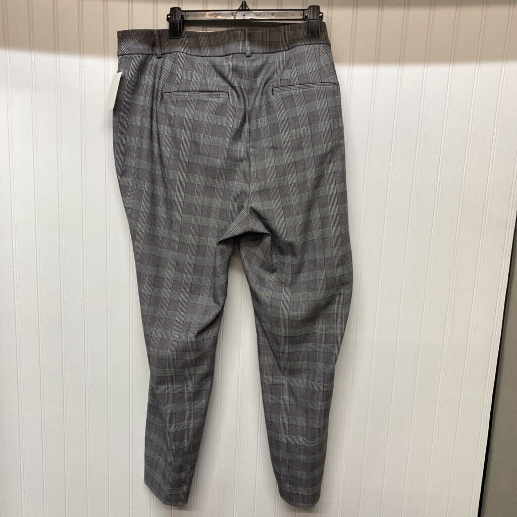 PATTERNED ANKLE CUT DRESS PANTS
