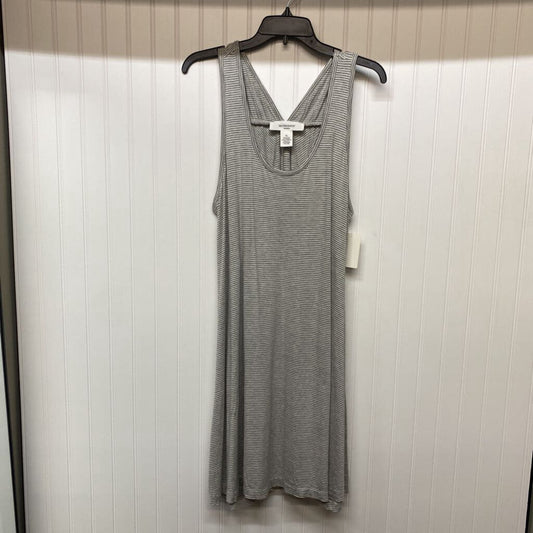 SLEEVELESS KNIT SHORT DRESS