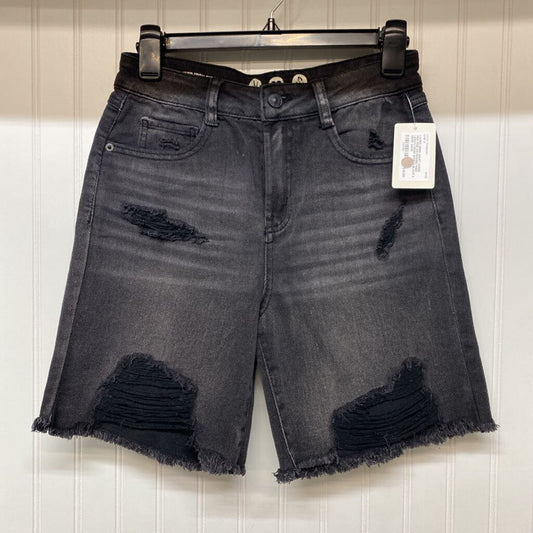 SUPER HIGH RISE DISTRESSED KNEE LENGTH DENIM SHORTS