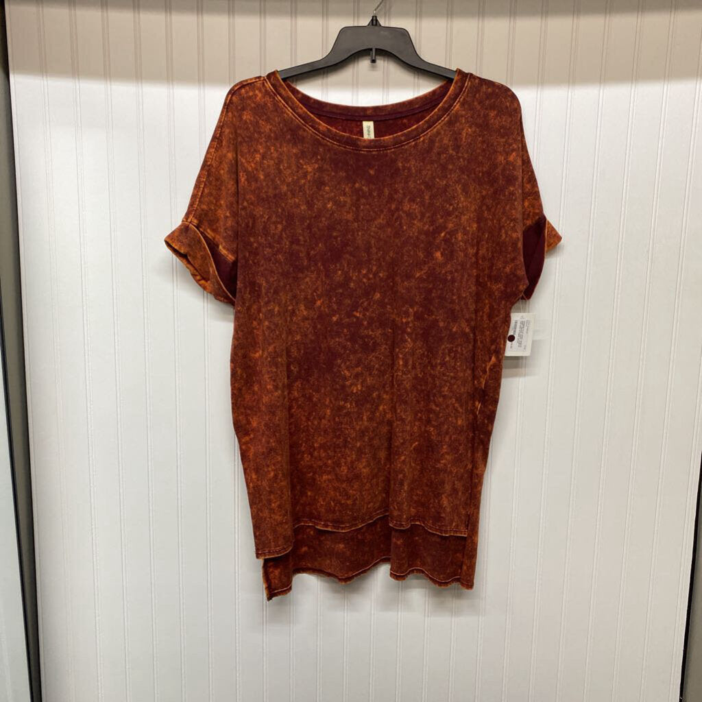 SHORT SLEEVE TOP