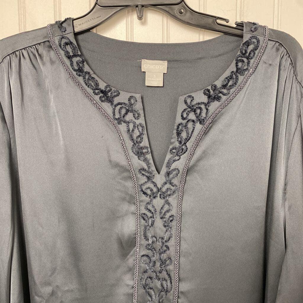 SATIN V NECK LONG SLEEVED