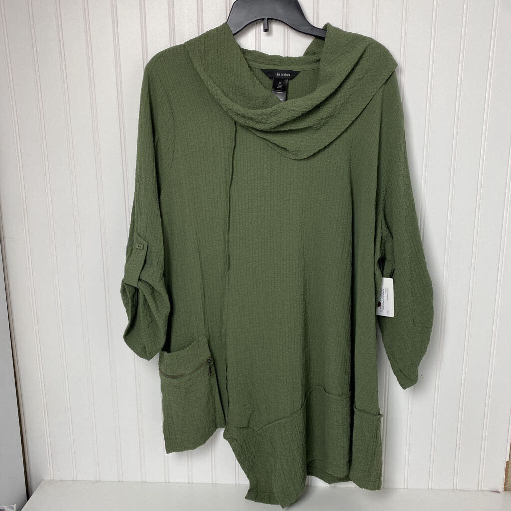 COWL NECK LONG SLEEVED