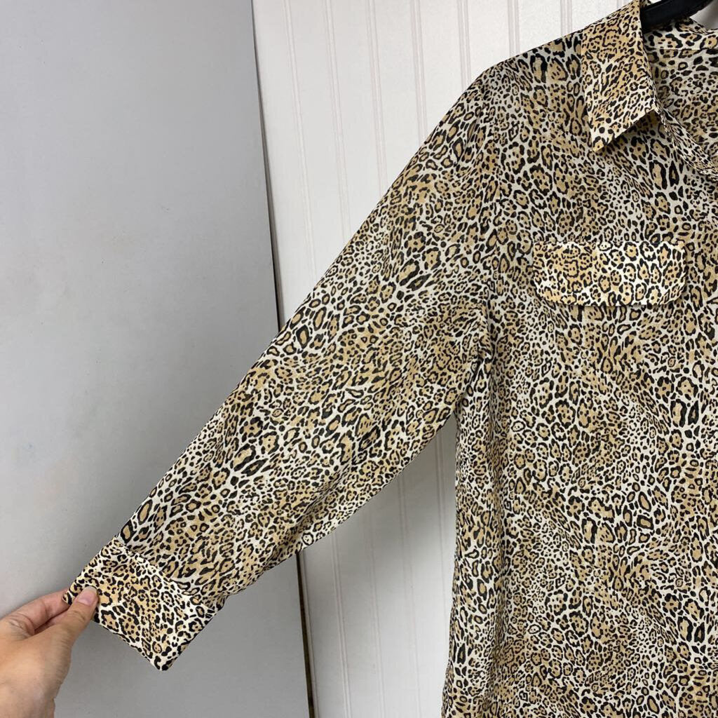 SHEAR LEOPARD PRINT TOP