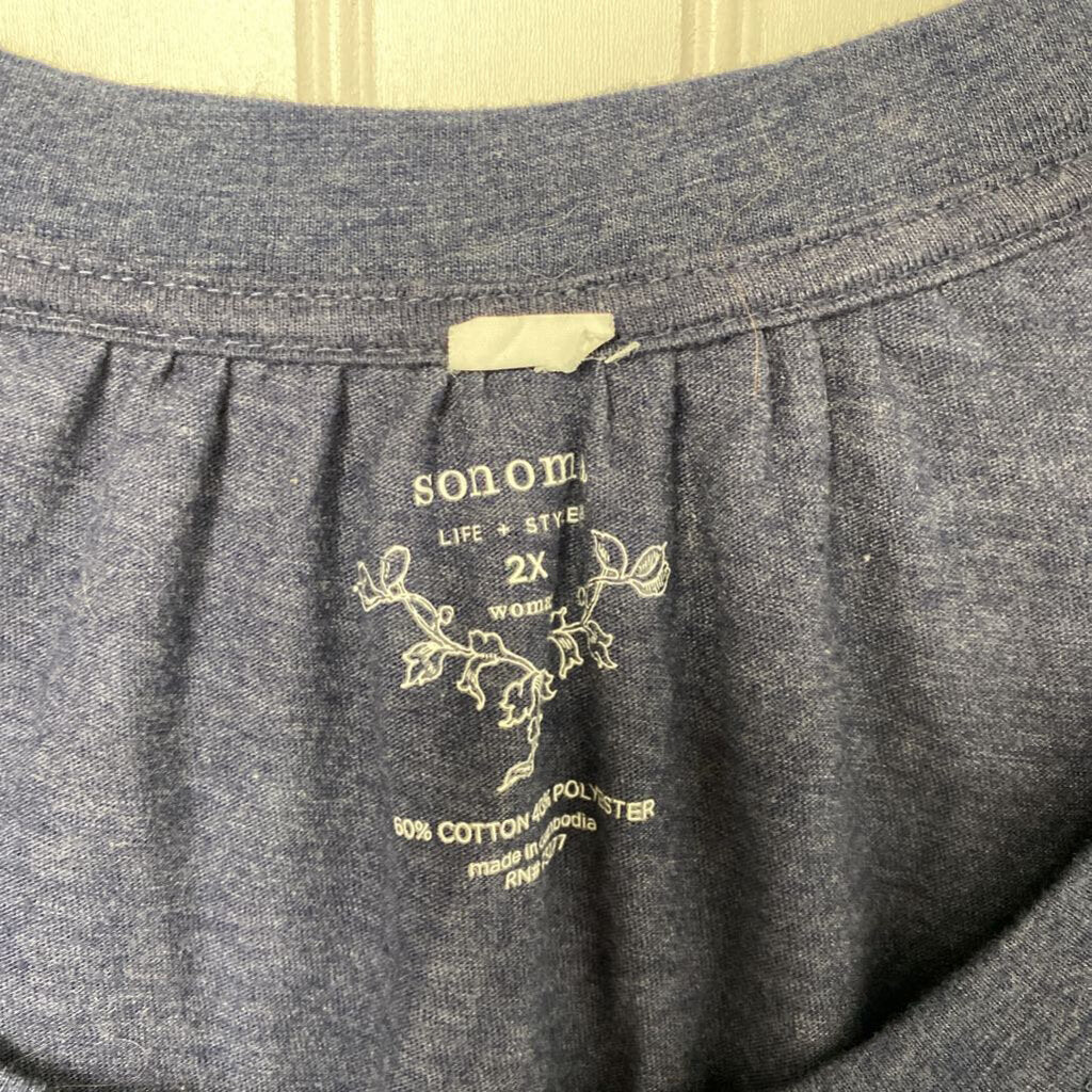GATHERED NECKLINE 3/4 SLEEVED