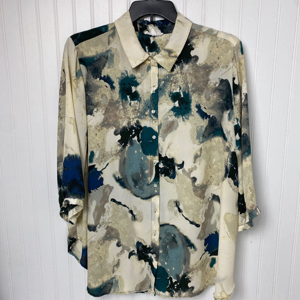 LONG SLEEVED BUTTON DOWN