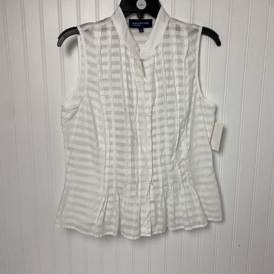 PLEATED SLEEVLESS TOP