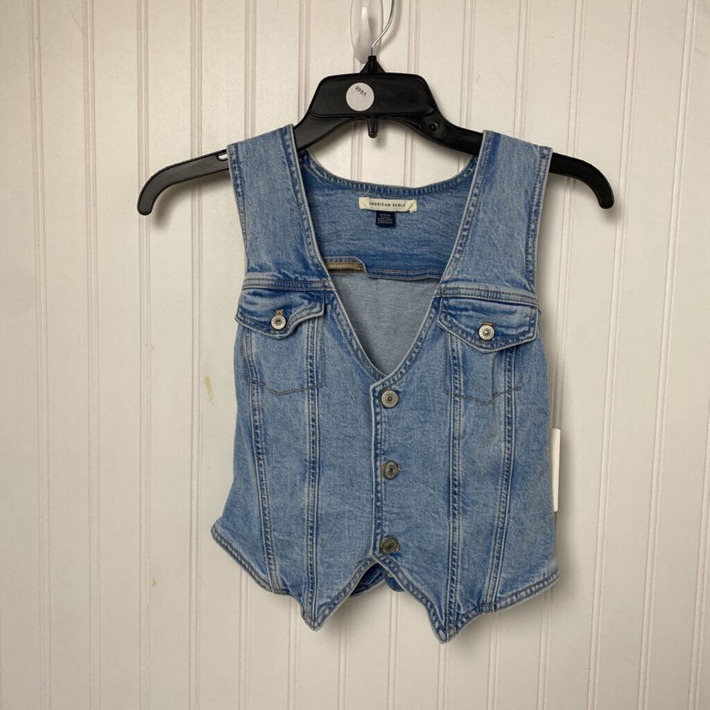 CROPPED DENIM VEST