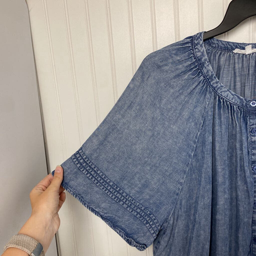 DENIM SHORT SLEEVED