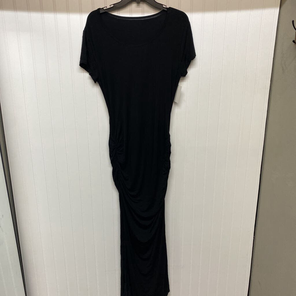 SLEEVLESS GATHERED DRESS