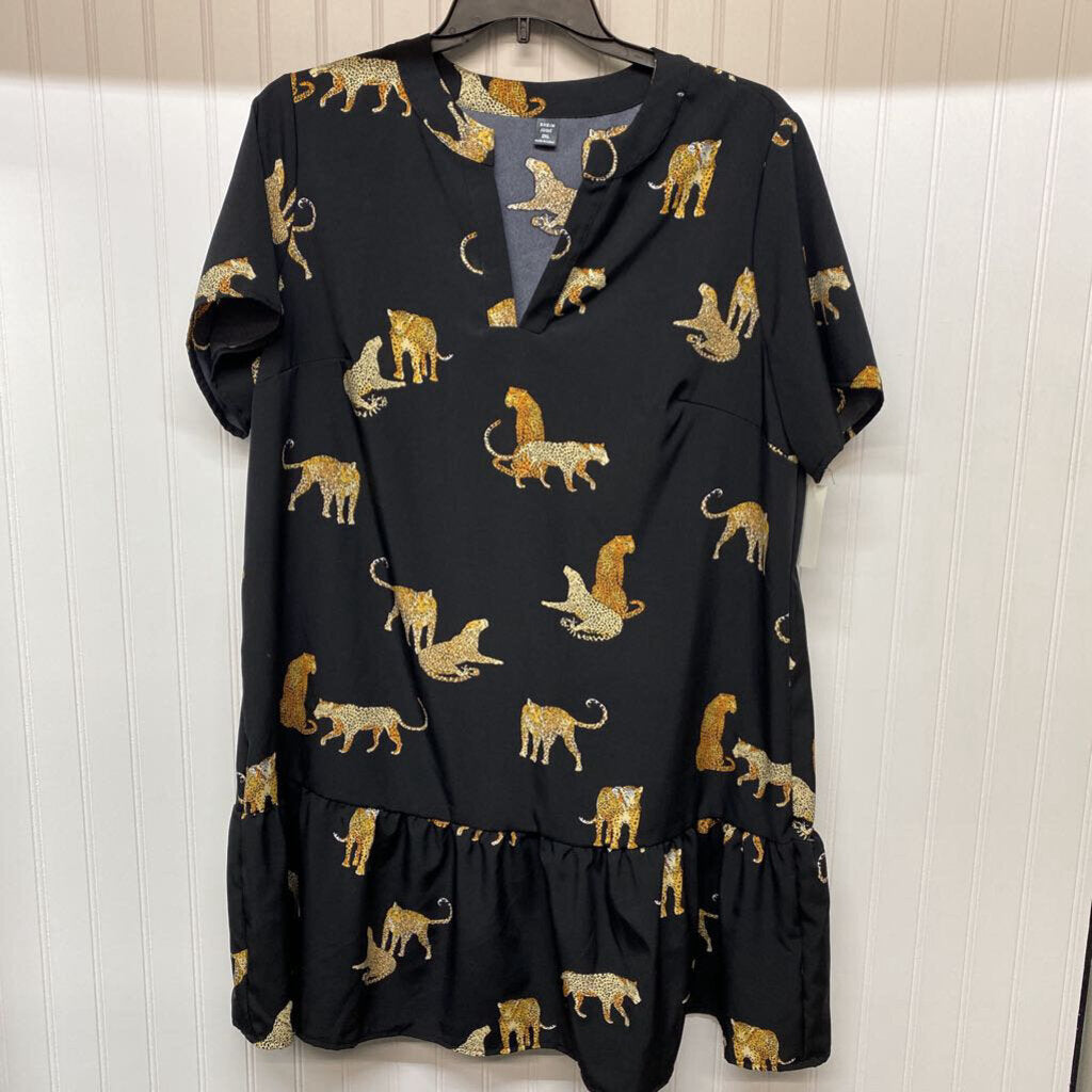 SHORT SLEEVED SHORT DRESS