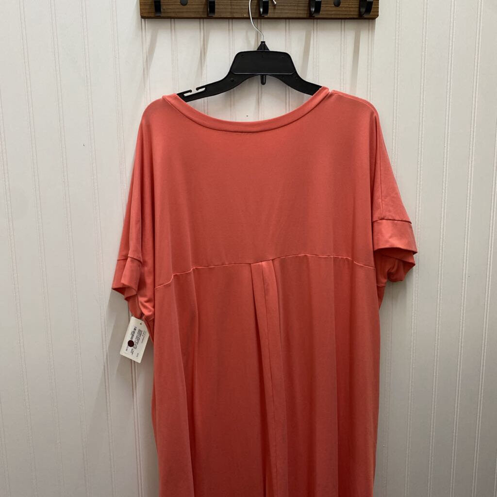 SHORT SLEEVED T SHIRT DRESS