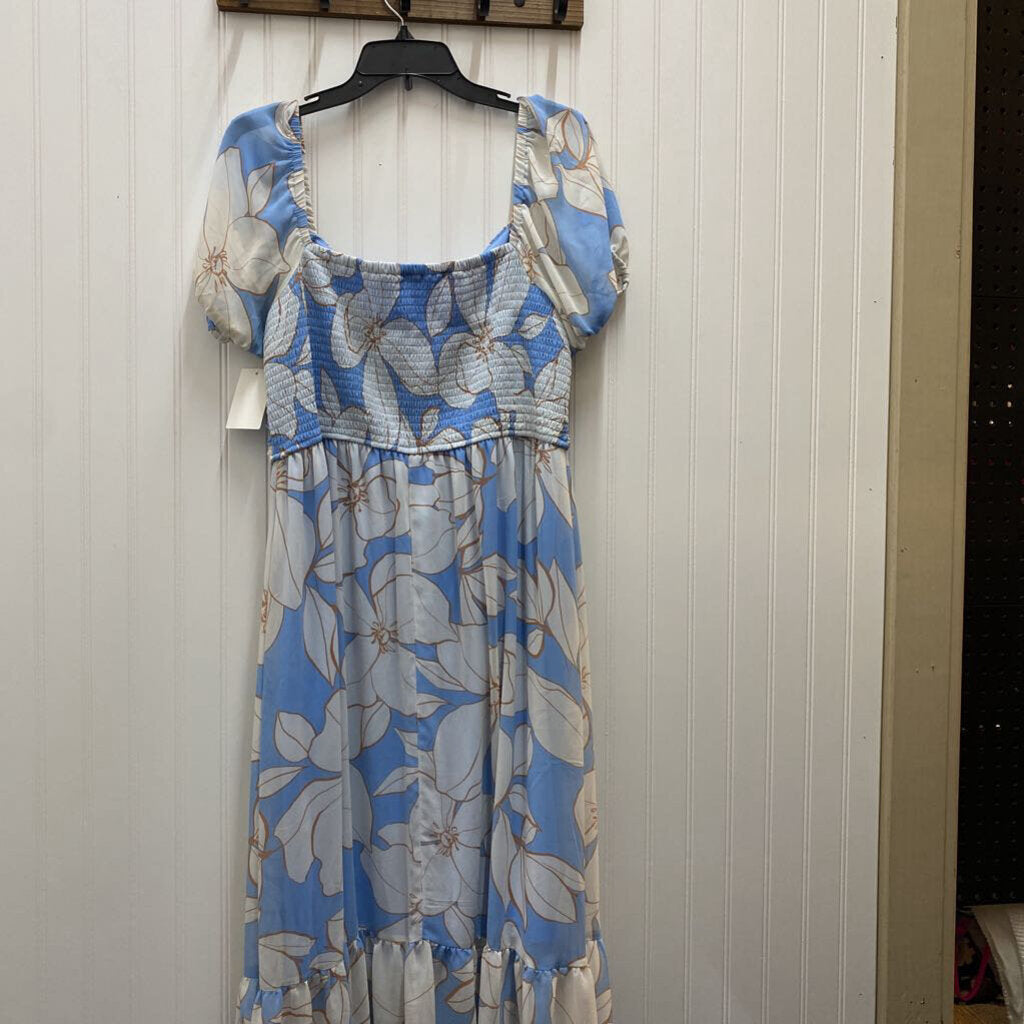 SHORT SLEEVED FLORAL DRESS