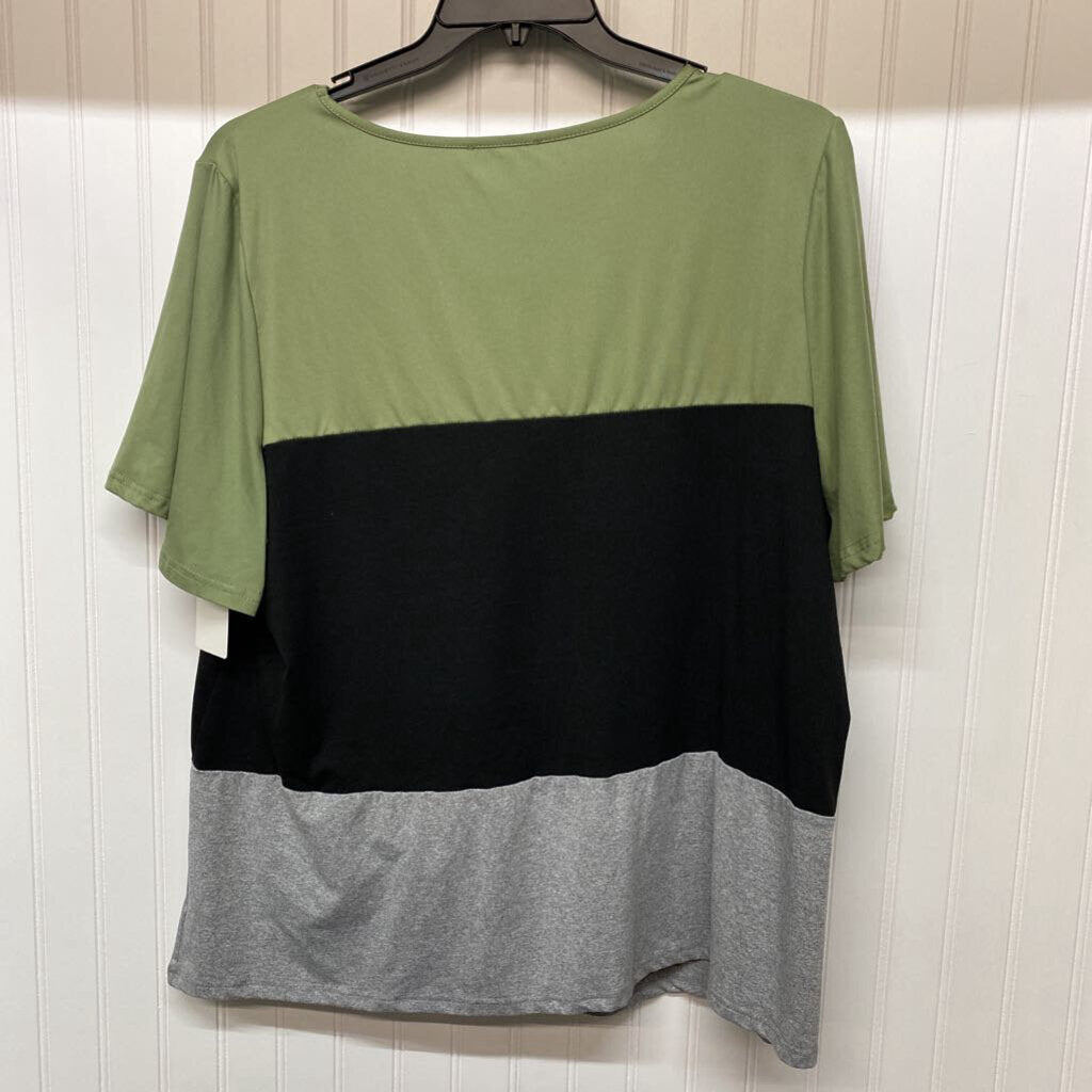 SHORT SLEEVE V NECK SHIRT