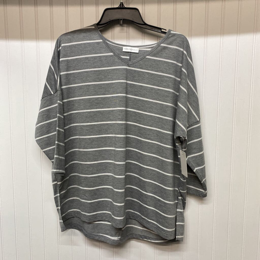 LONG SLEEVE KNIT TOP