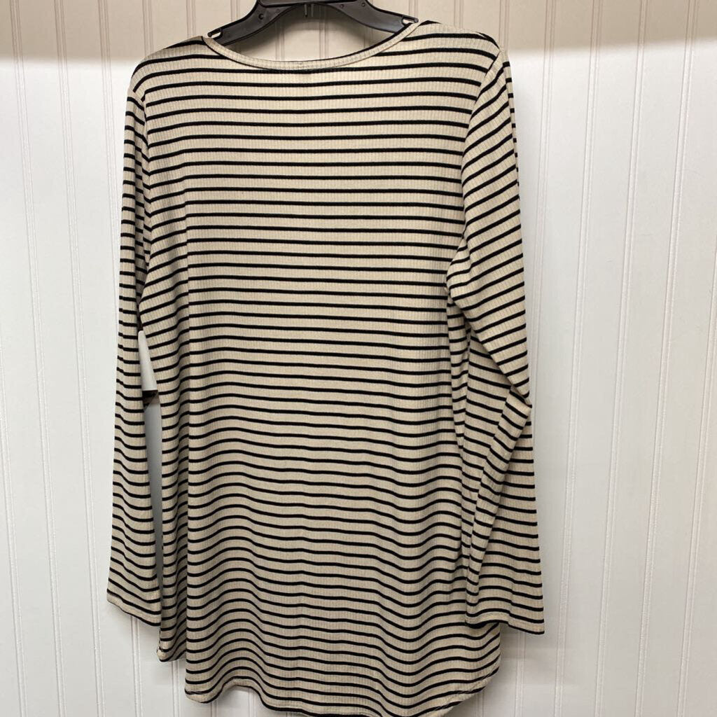 LONG SLEEVE KNIT TOP