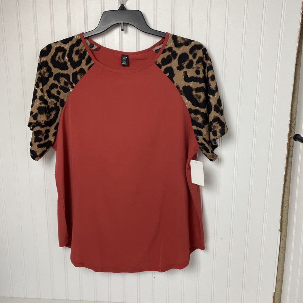 SHORT SLEEVE TOP