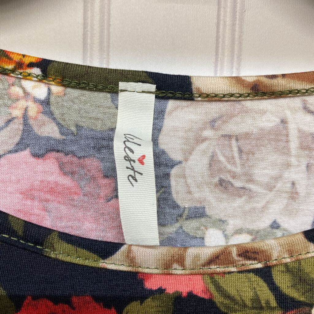 LONG SLEEVE FLORAL PRINT TOP