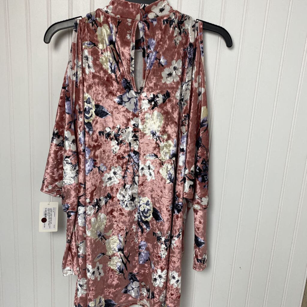 LONG SLEEVE COLD SHOULDER PRINTED TOP