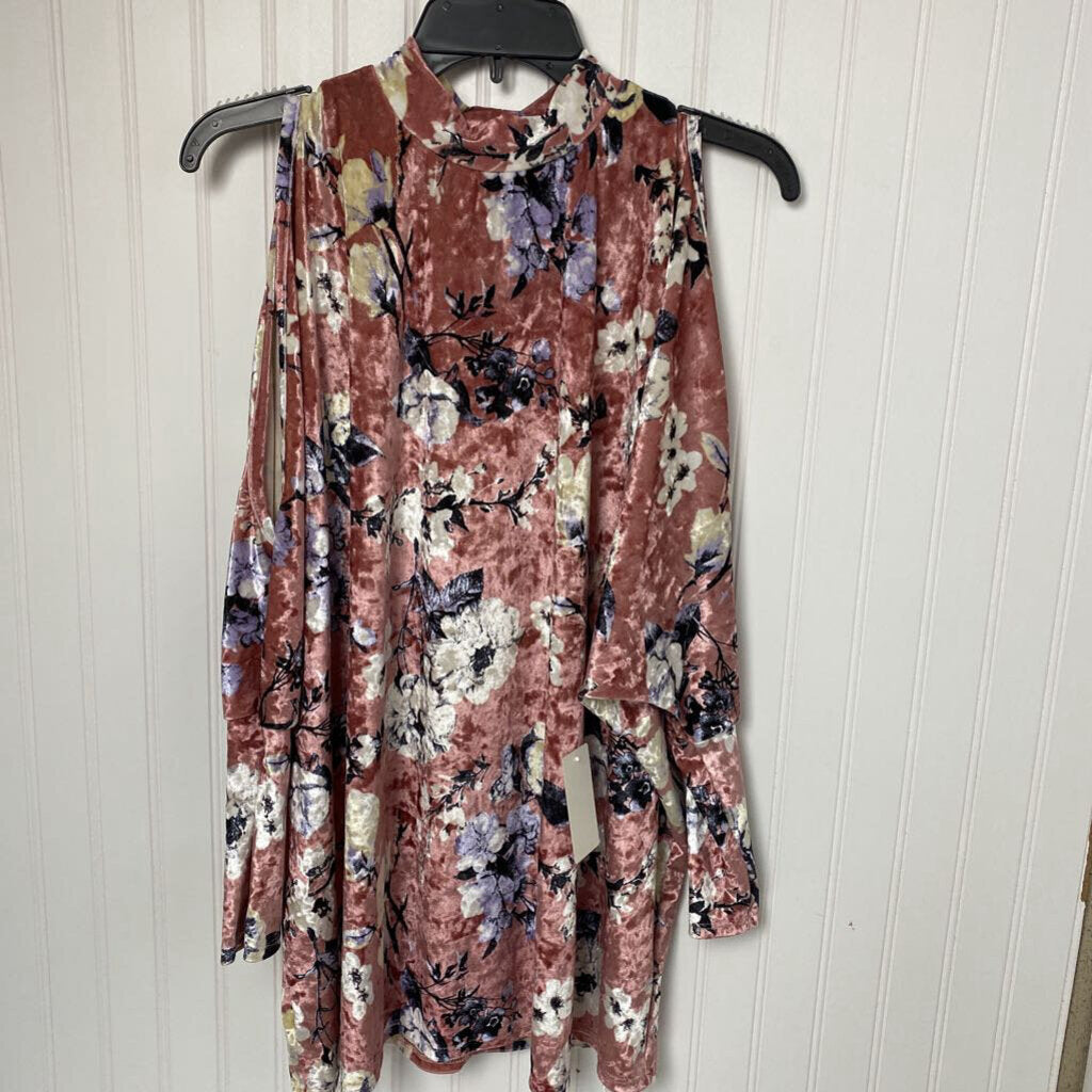 LONG SLEEVE COLD SHOULDER PRINTED TOP