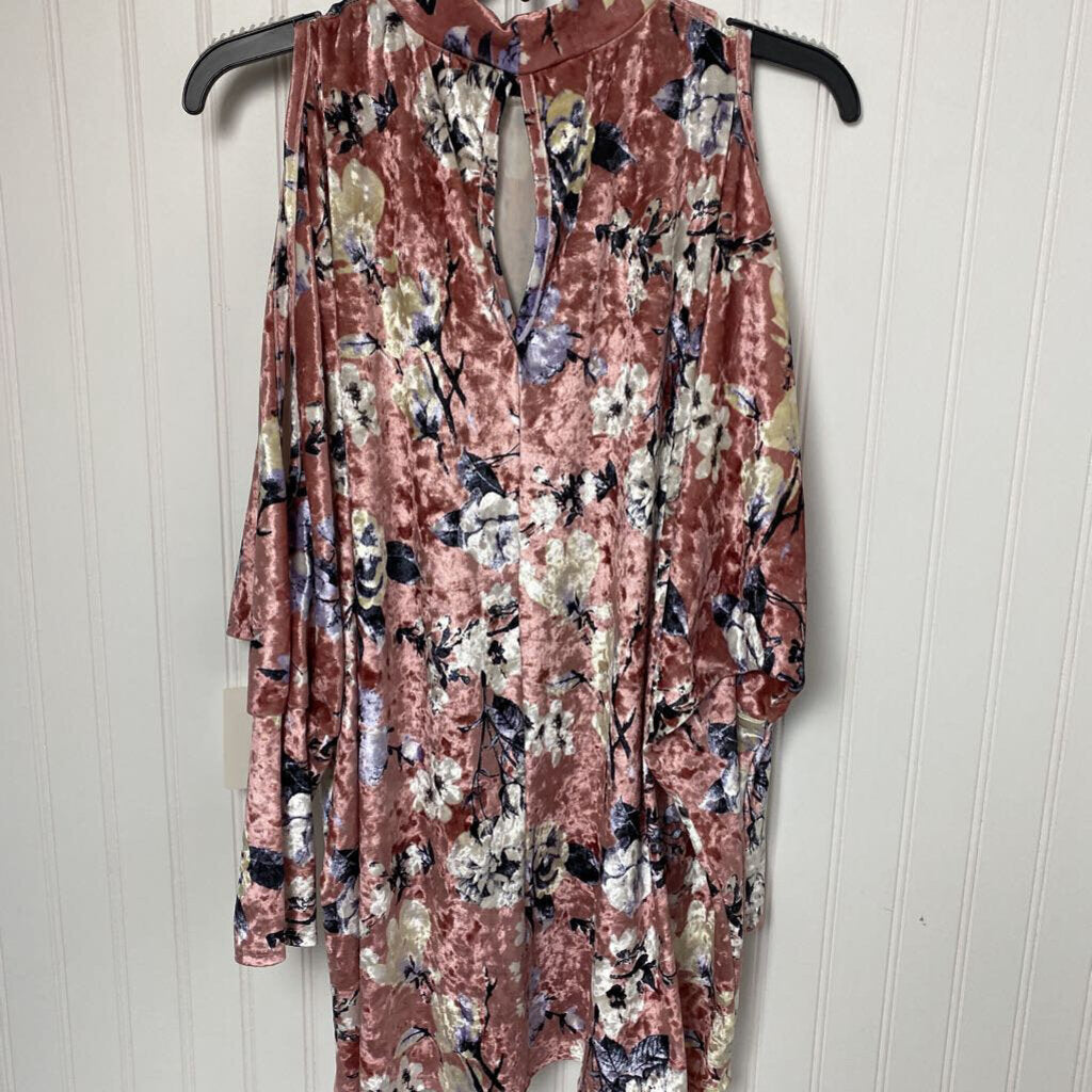 LONG SLEEVE COLD SHOULDER PRINTED TOP