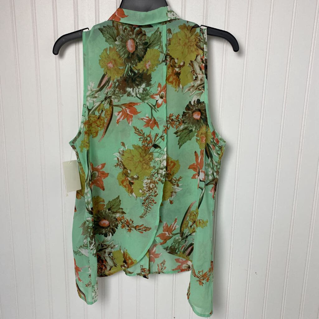 SLEEVELESS BUTTON UP