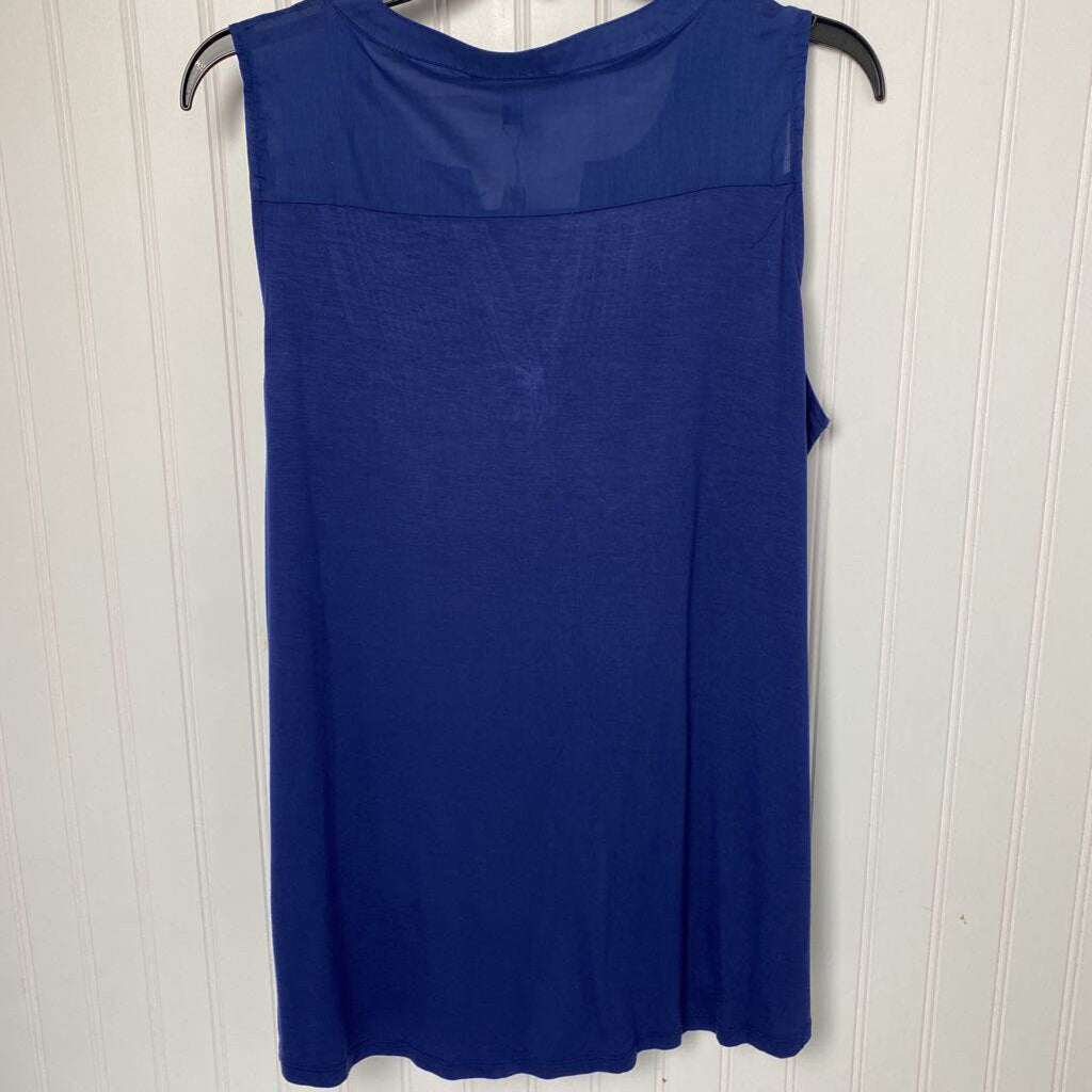 SLEEVELESS KNIT TOP