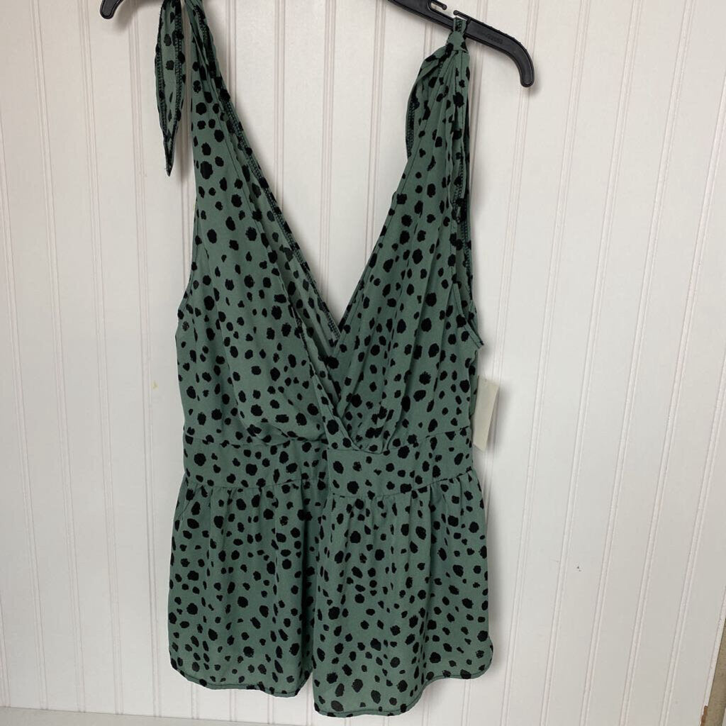 SLEEVELESS TOP