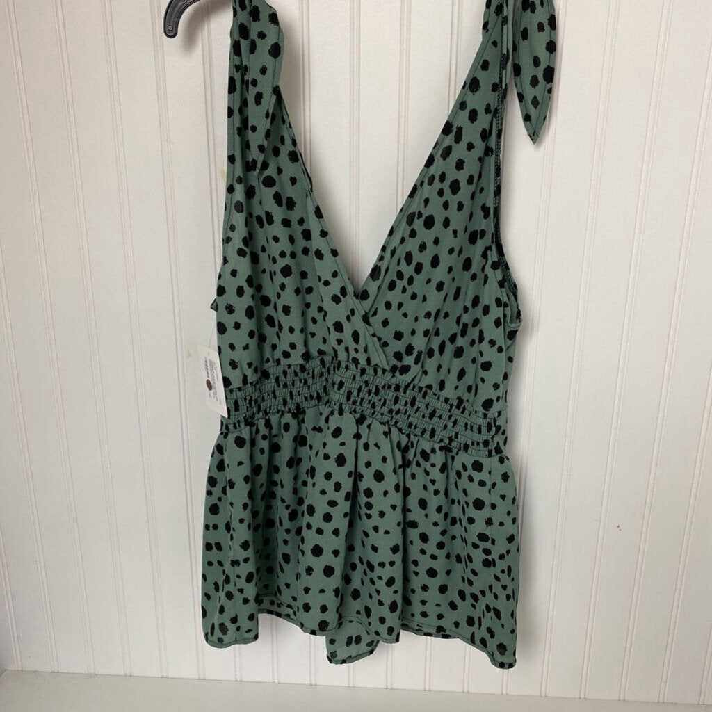 SLEEVELESS TOP
