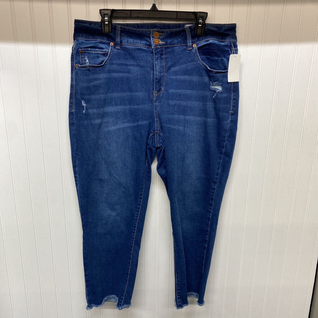 MID RISE JEANS