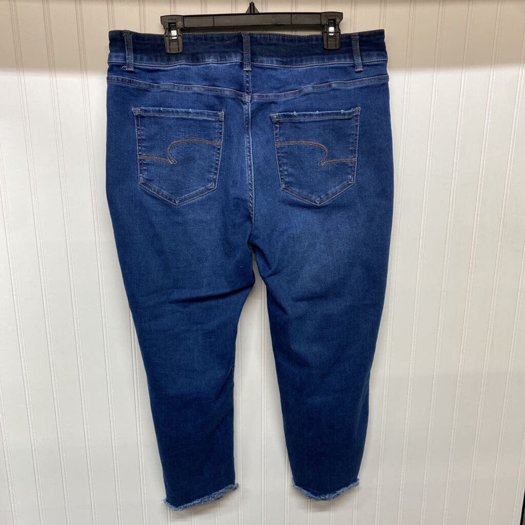 MID RISE JEANS