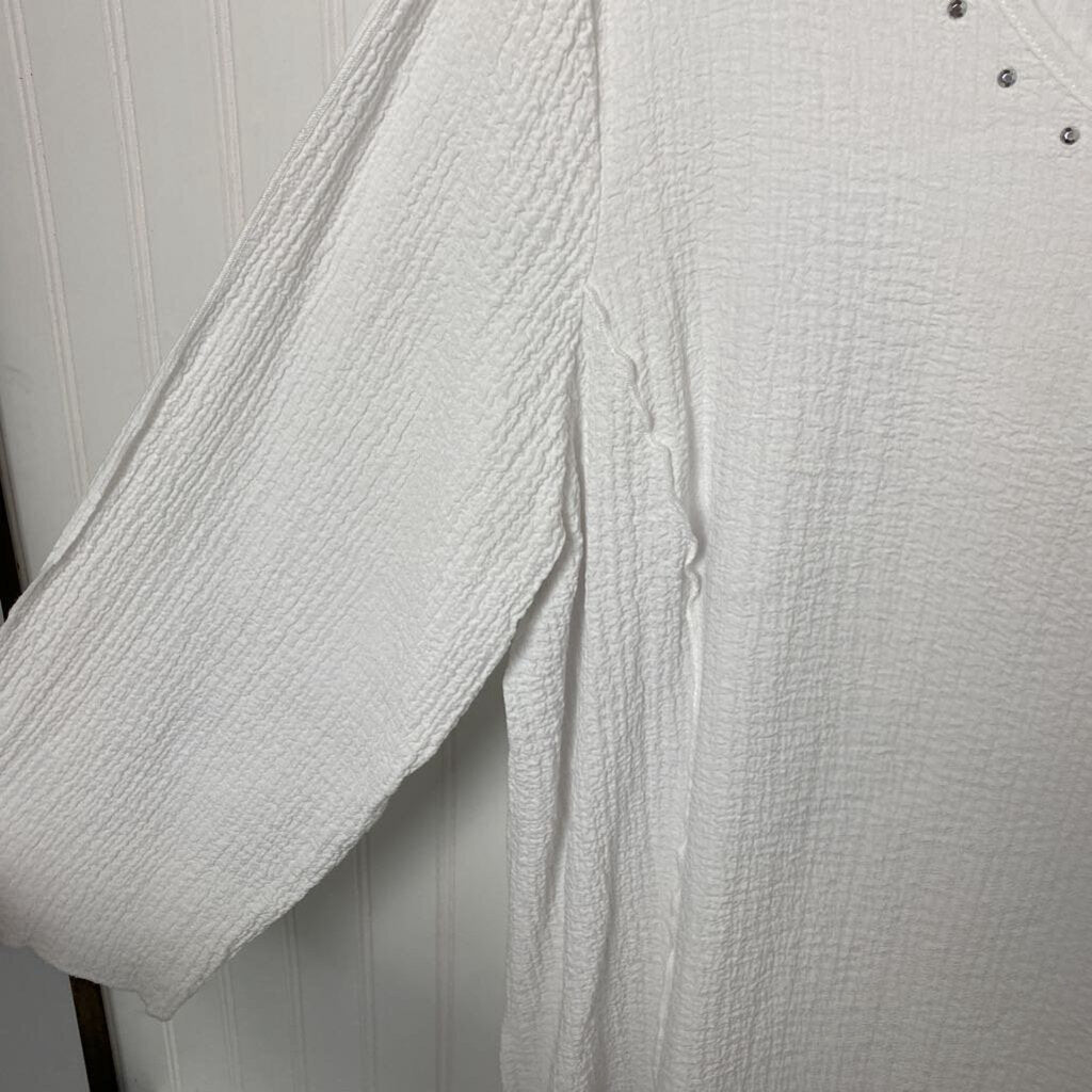 LONG SLEEVE TOP