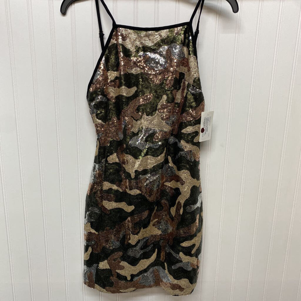 SLEEVELESS SEQUIN DRESS