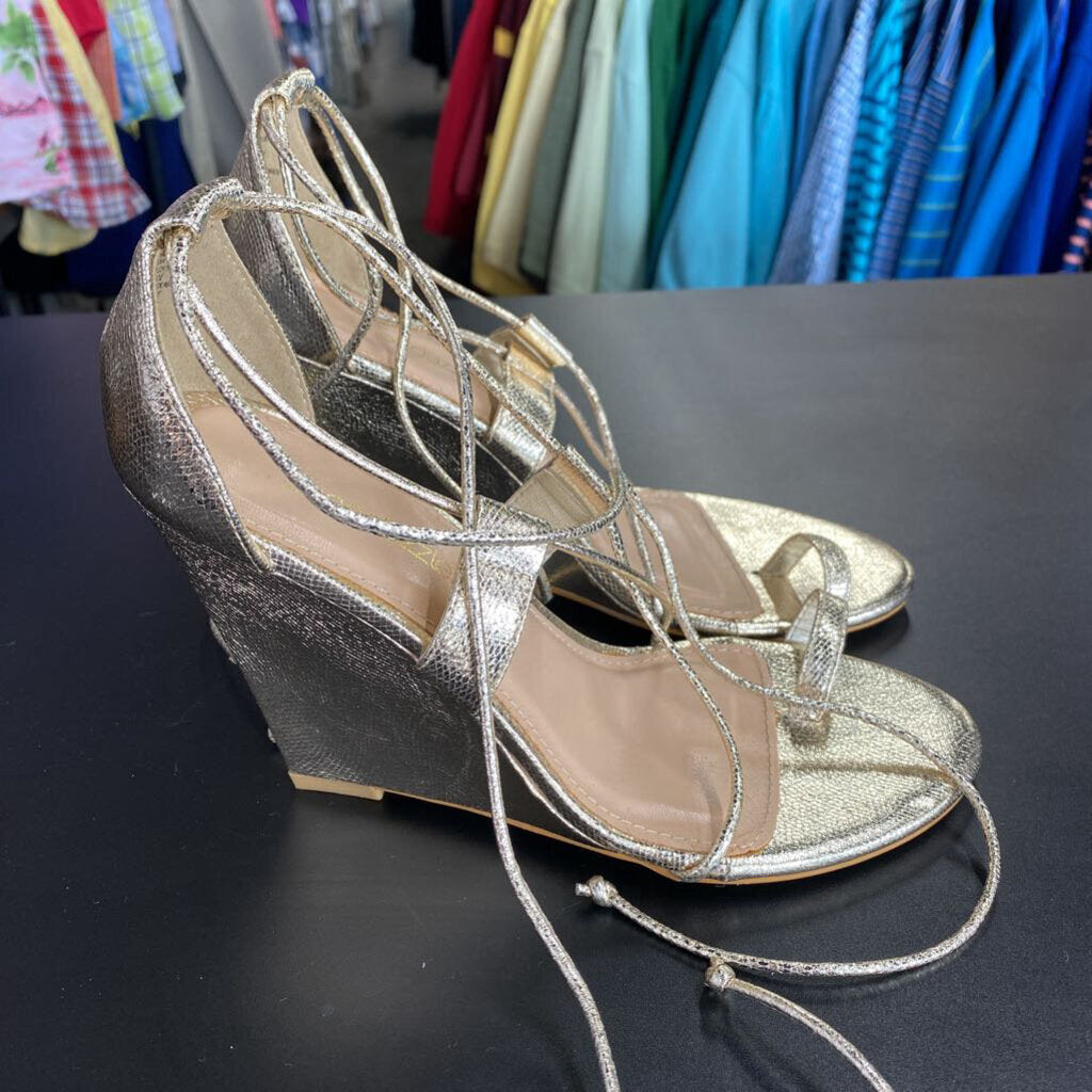LADIES PLATFORM HEELS