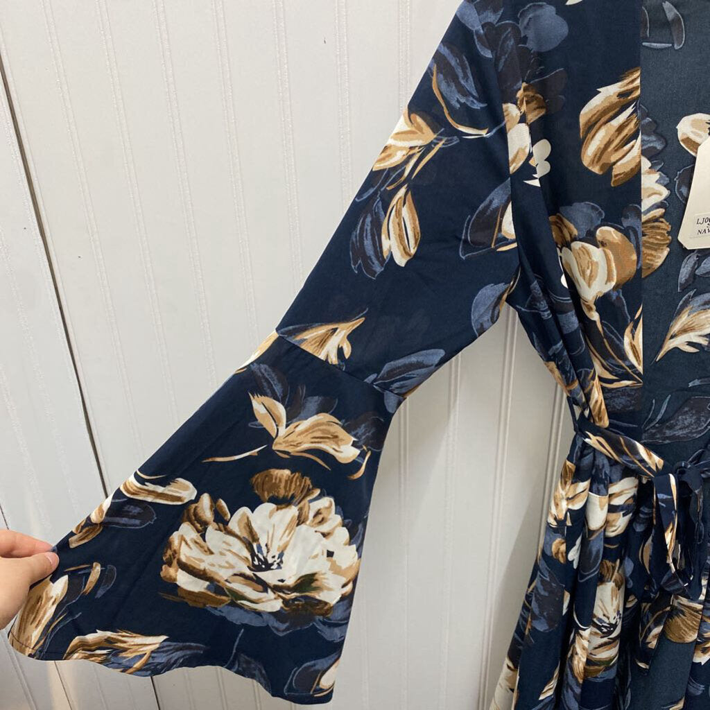 LONG SLEEVE TIE UP WRAP DRESS