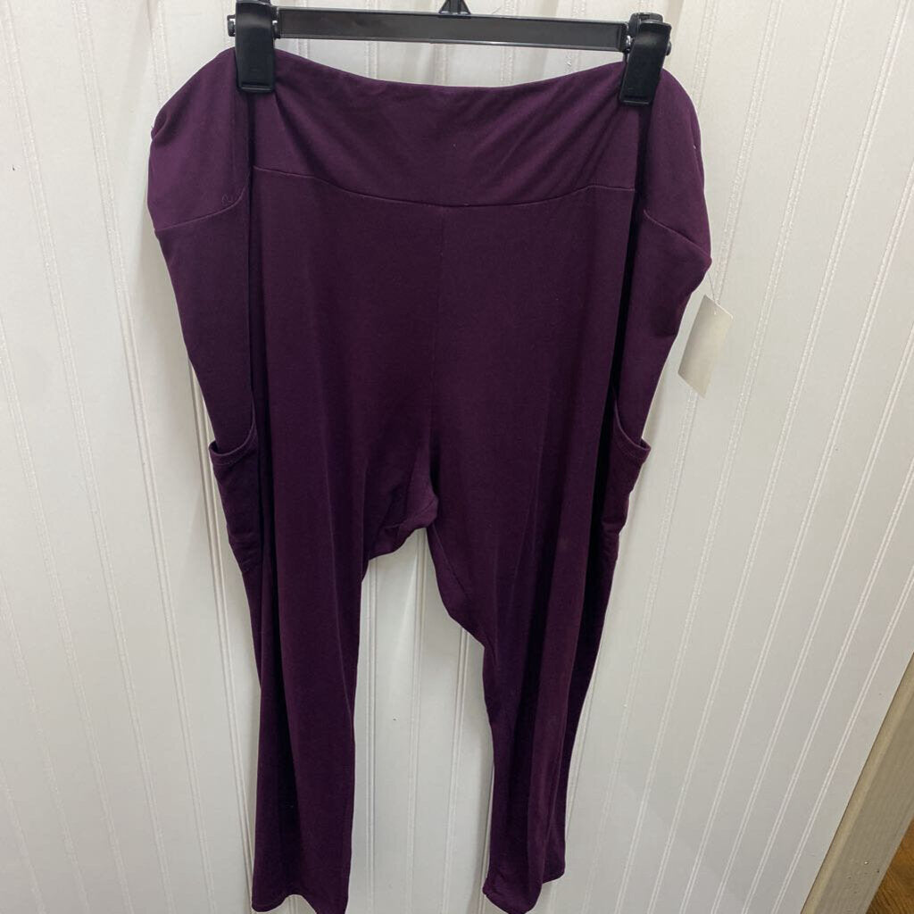 LEGGINGS WITH POCKETS