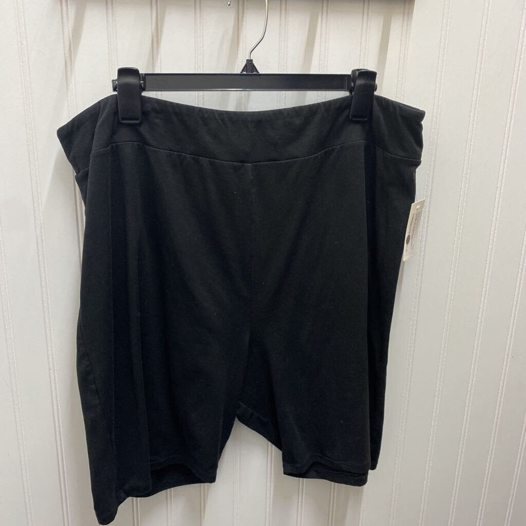 BASIC SHORTS