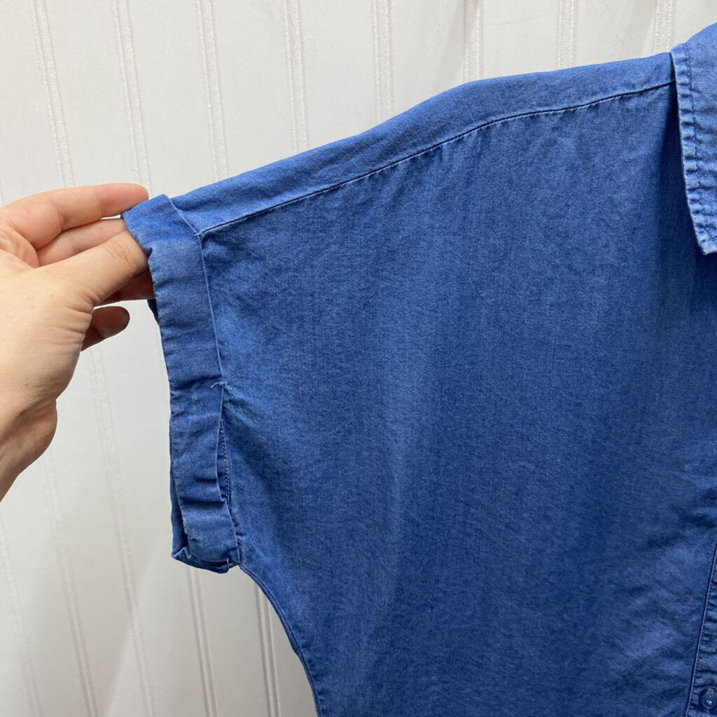 SHORT SLEEVE DENIM BUTTON UP