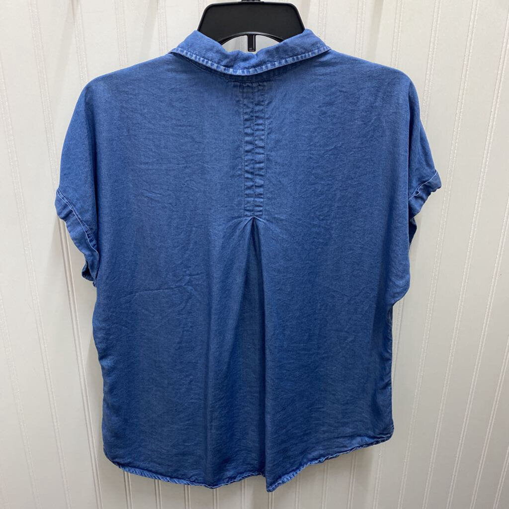 SHORT SLEEVE DENIM BUTTON UP