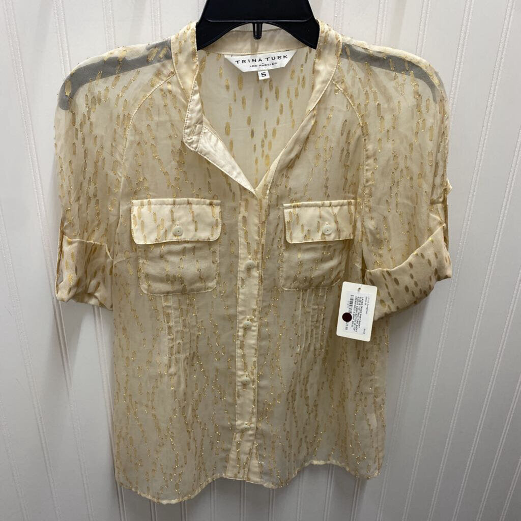 SHORT SLEEVE SHEER BUTTON UP TOP