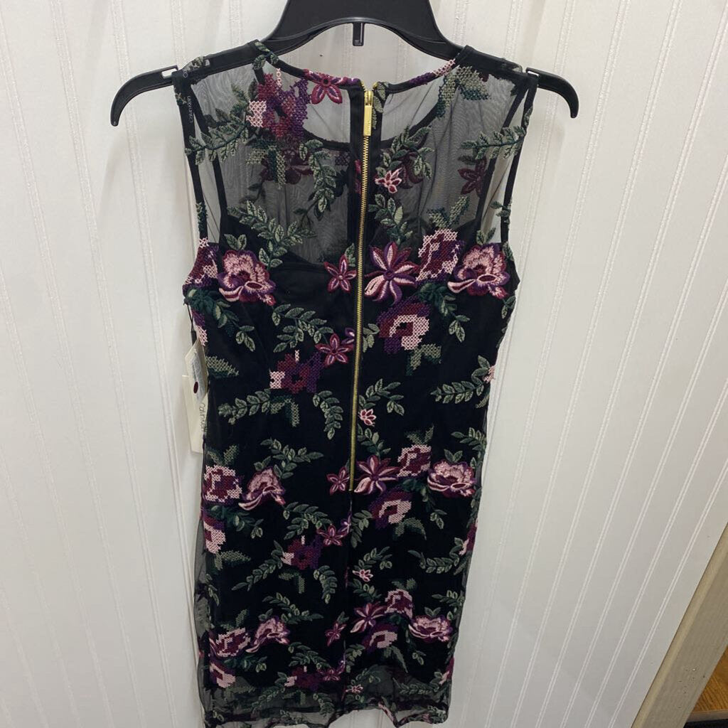 EMBROIDERED SLEEVELESS DRESS