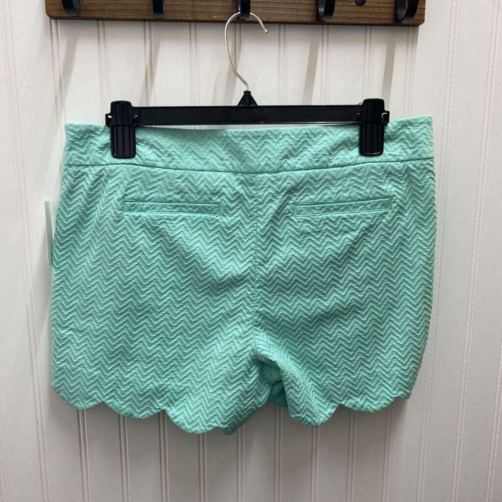 SCALLOPED HEM SHORTS