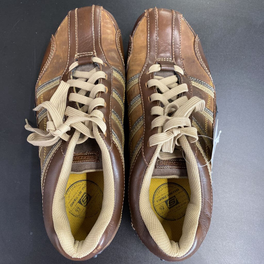BROWN TENNIS SHOES