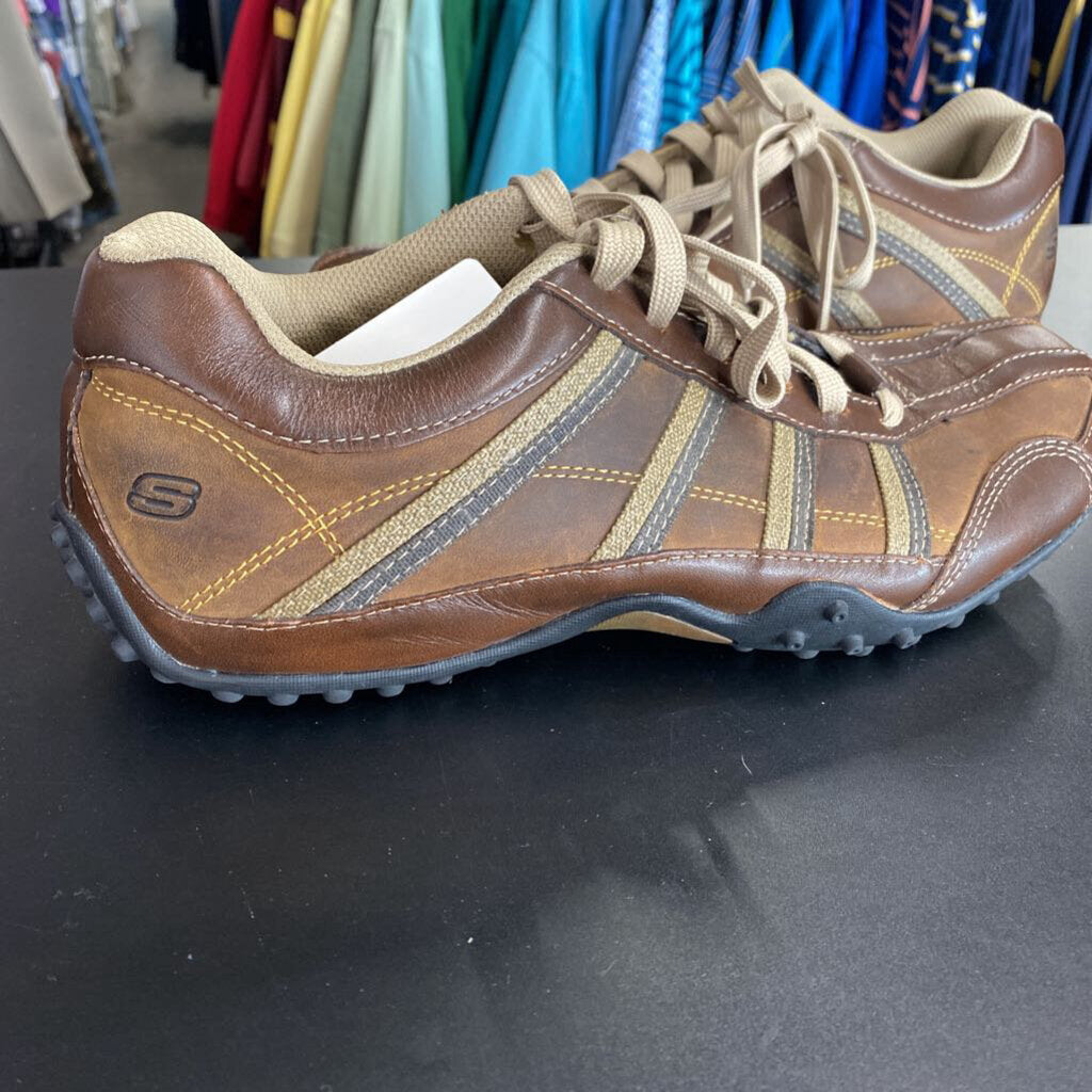 BROWN TENNIS SHOES
