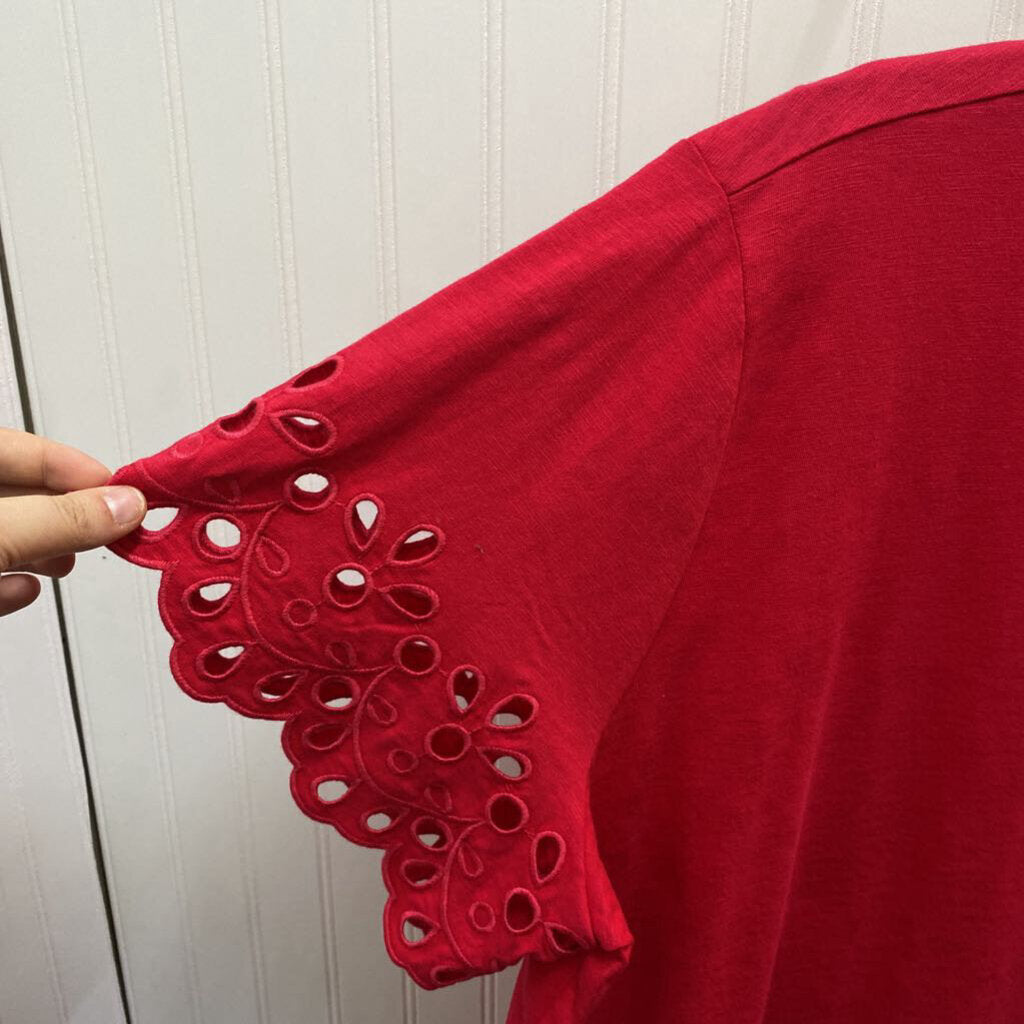 SHORT SLEEVE KNIT TOP