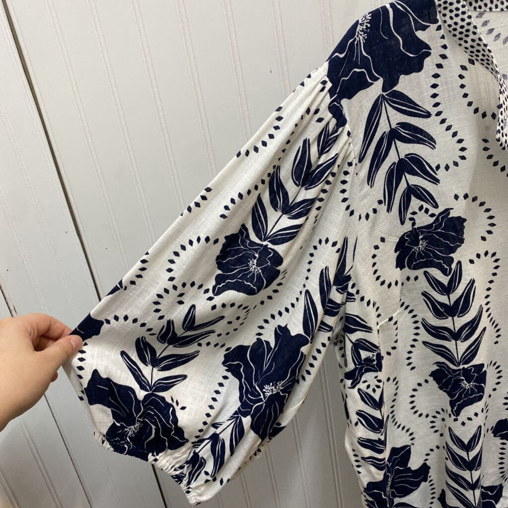 LONG SLEEVE FLORAL PRINT BLOUSE